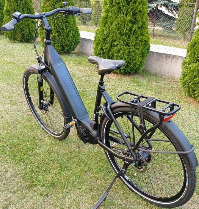 Giant Daily Tour E+2 Mega silnik SYNCDRIVE Core Super Stan, 207km