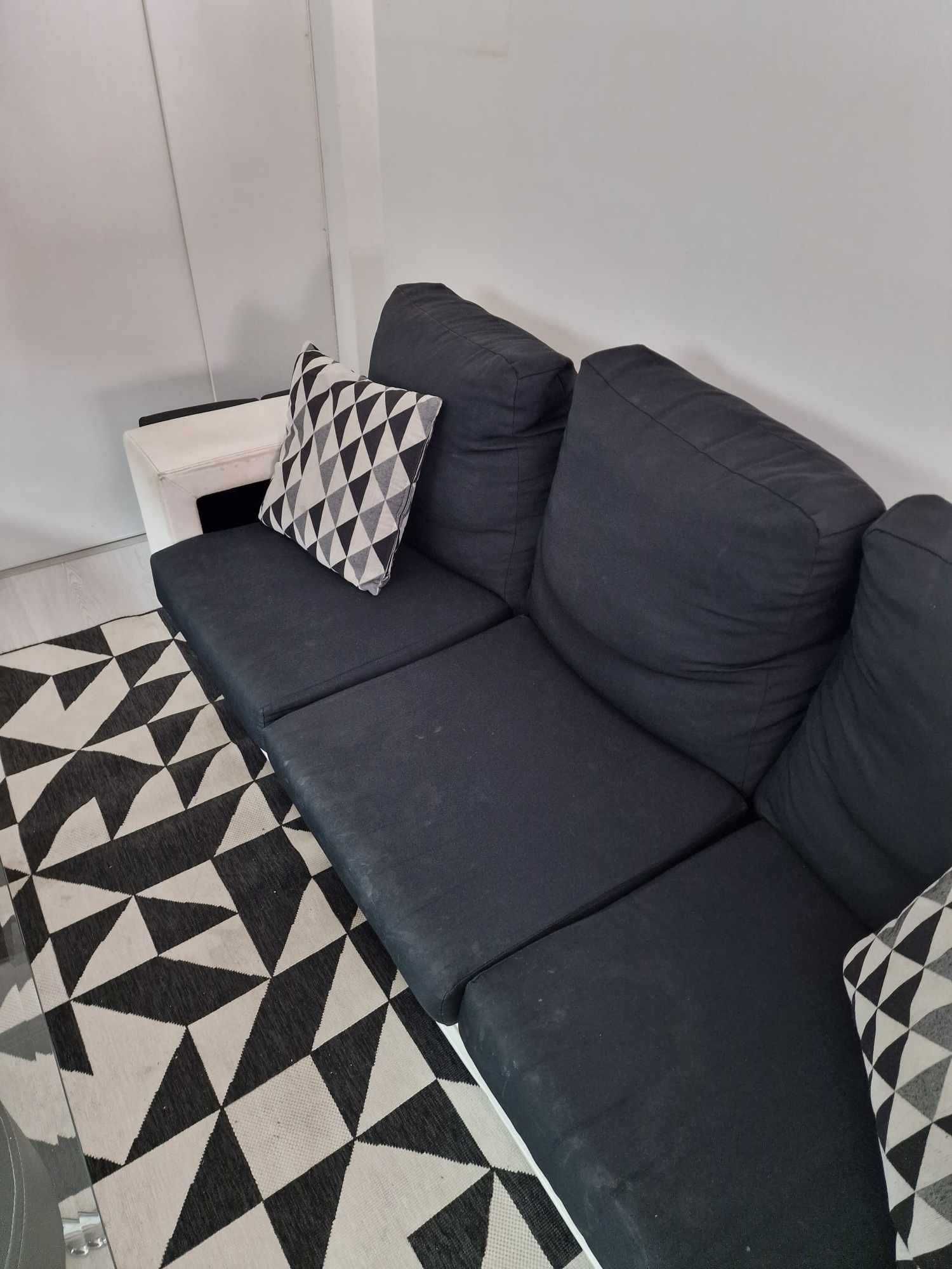 Sofa de 3 lugares em bom estado