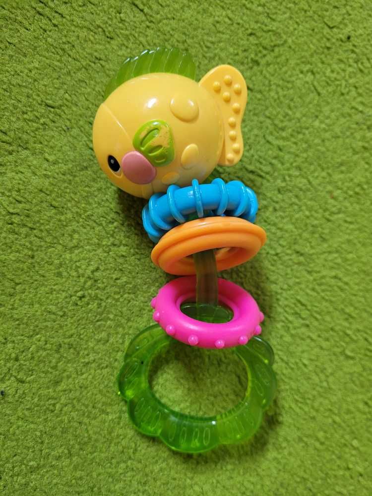 Fisher Price grzechotka rybka