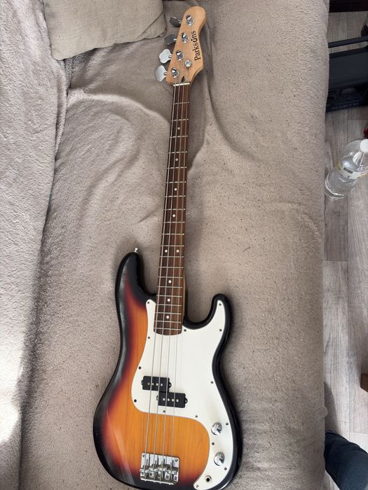 Бас-гітара Parksons PB-140