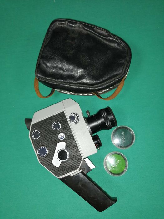 Кінокамера “Кварц 2х8с- 3 (раритет) чехол та 2 світлофільтри.