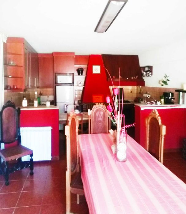Moradia T2+1 Remodelada - Agilde/Felgueiras/Lixa  - 75mt2 750Euros