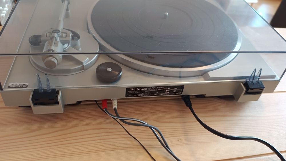 Zestaw Technics z gramofonem plus kolumny