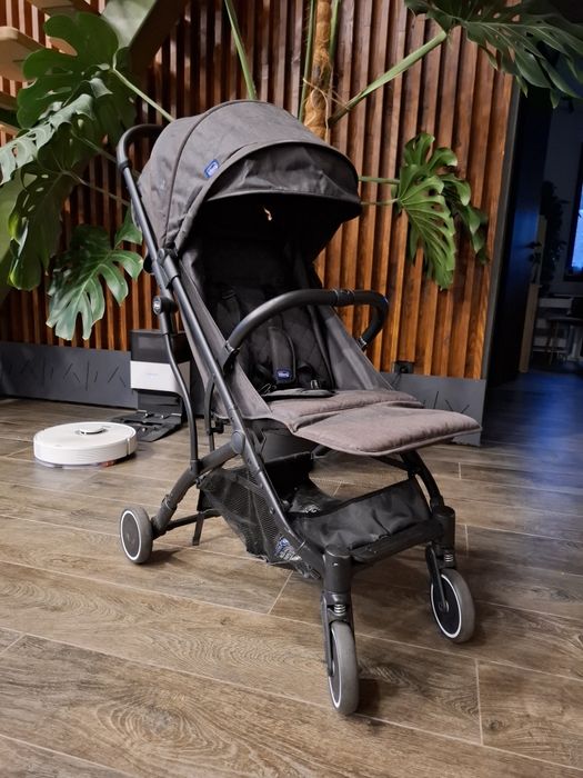 Ультра легка коляска Chicco Trolley Me