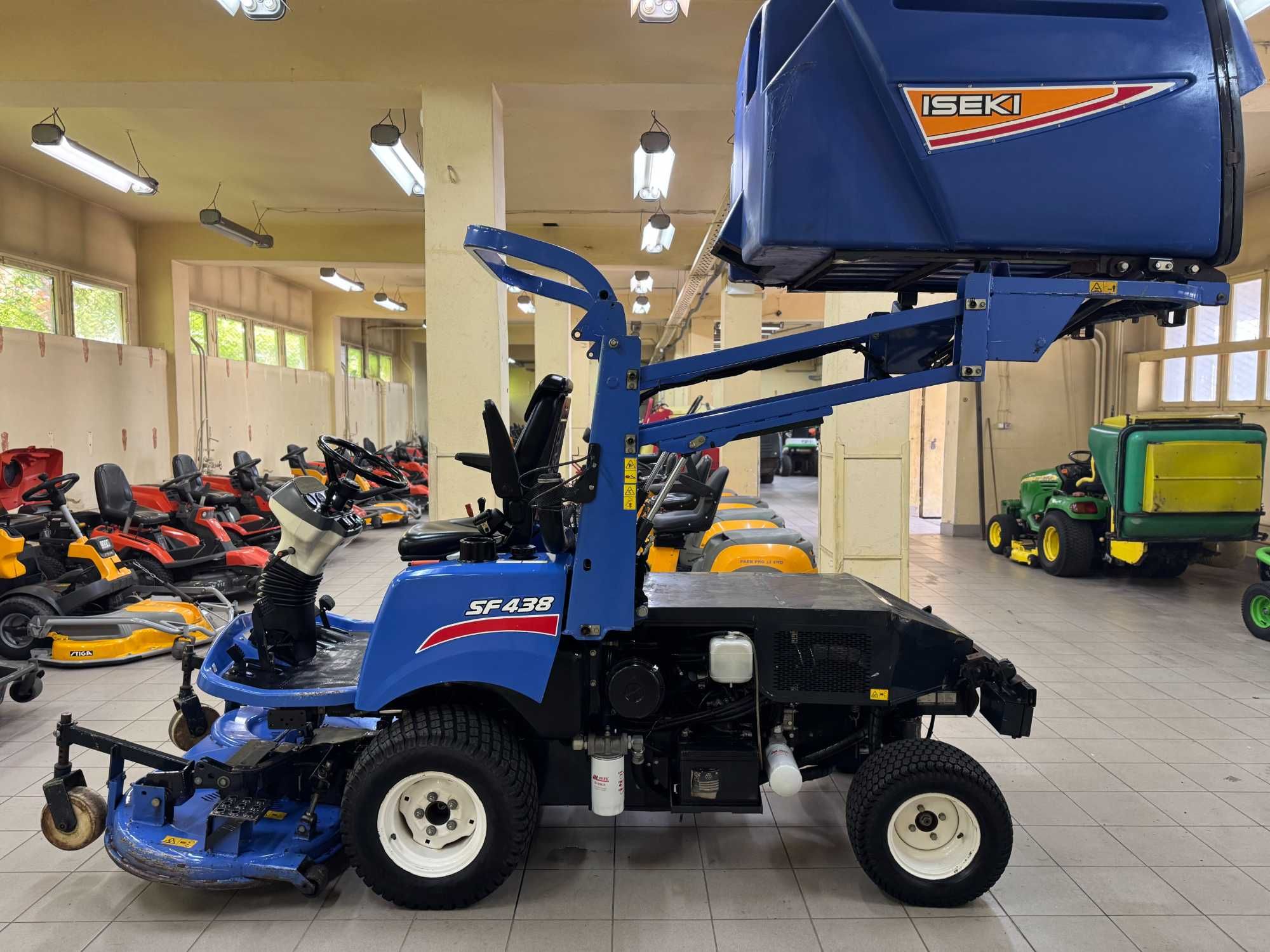 Kosiarka Traktor ISEKI SF 438 40KM 4X4 DIESEL 1054 MTG CENA BRUTTO