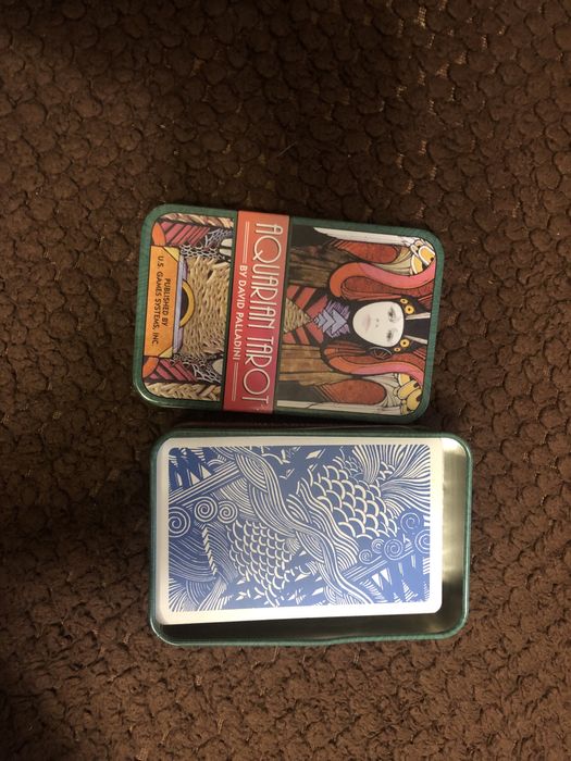 Продам карти таро,маю 2 такі колоди