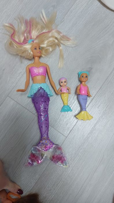 Барбі ,Кен ляльки ,пупси