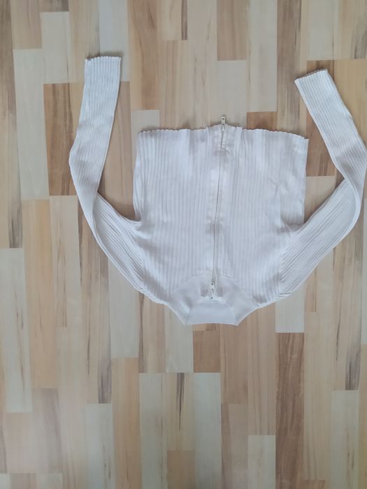 Sweter sweterek bluza biały zasuwany H&M rozmiar 146/152