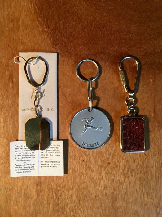 3 PORTA-CHAVES - antigos
