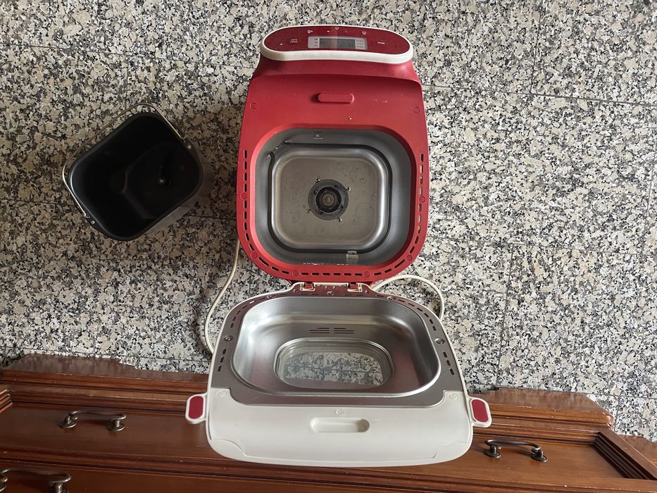 Máquina de fazer pão + máquina de fazer iogurtes