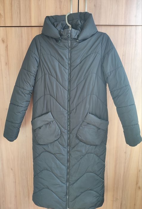 Дуже тепла зимова куртка 164см