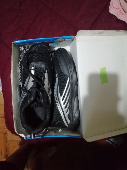 Ténis simples 42 leves