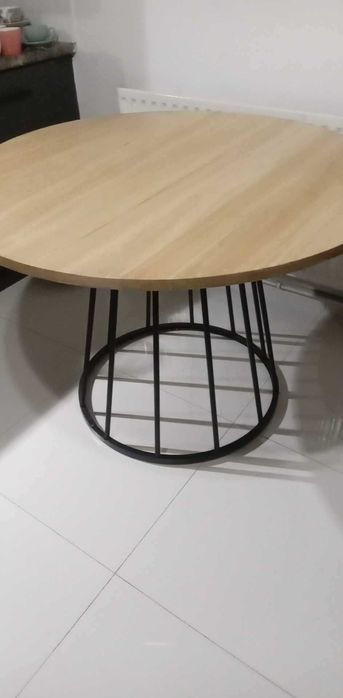 Stół okrągły do jadalni