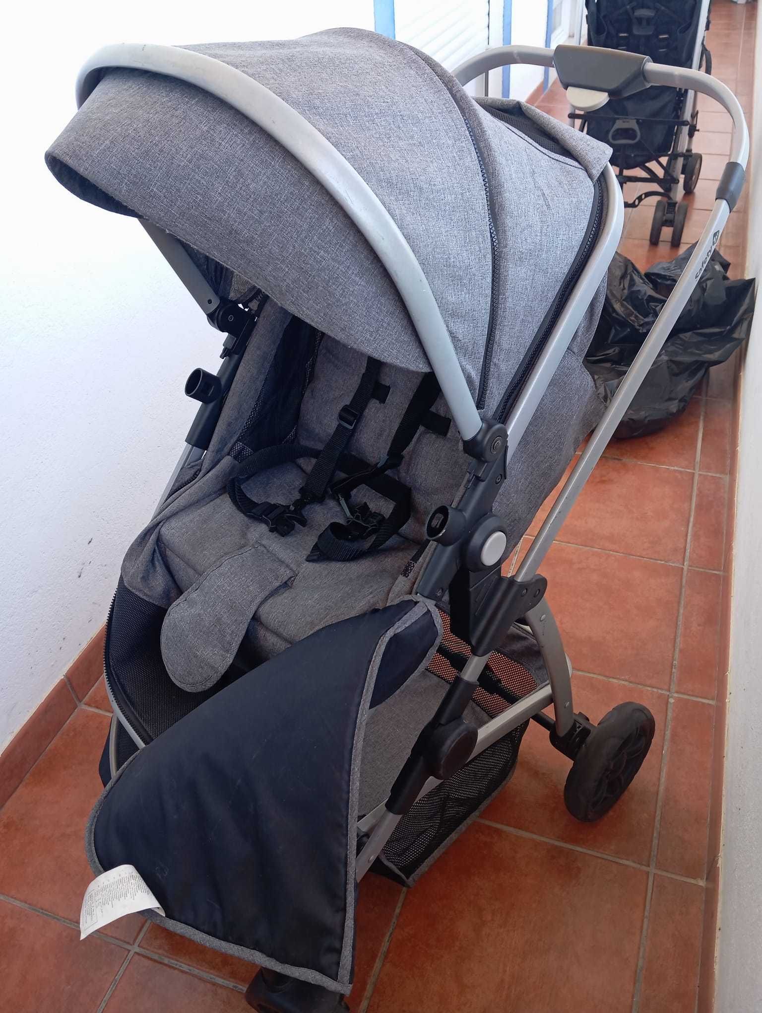 Carrinho de bebé