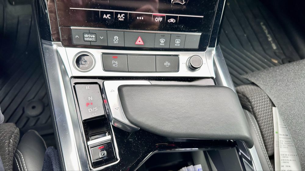 Audi eTron 55 sLine | Nacional | 1 Dono | IVA Dedutível | 48.000km