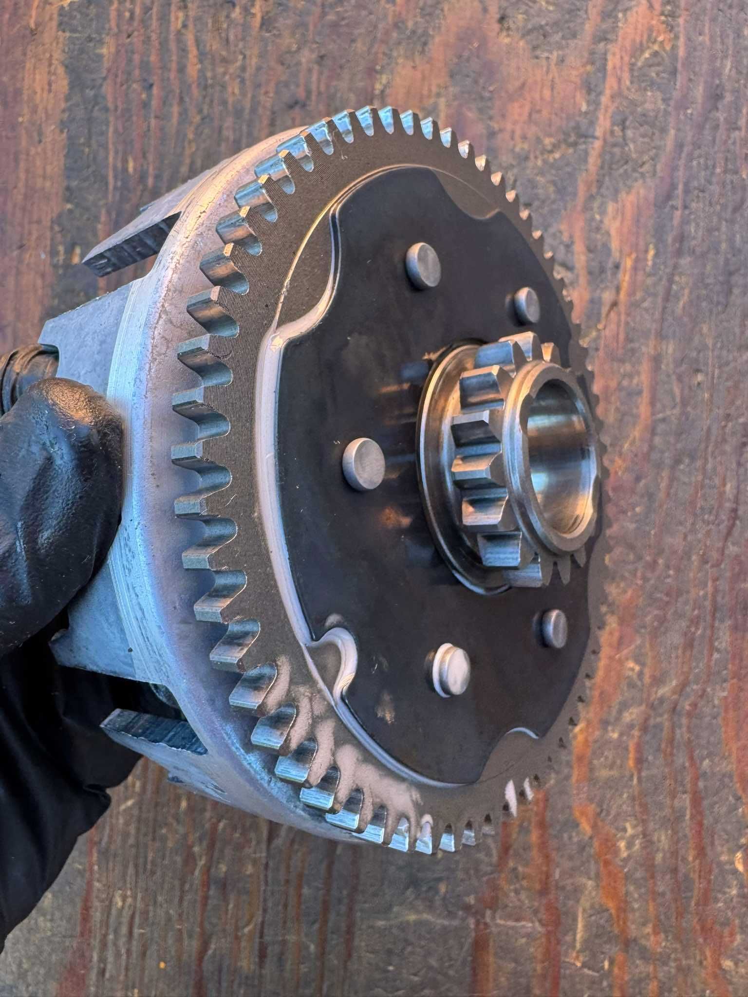 kosz sprzegla zewnetrzny tarczek docisku suzuki rm 80 / 85 r 89-23