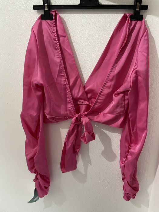 Top acetinado rosa fushia