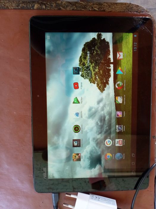 Продам планшет ASUS ME301T старенький 4 android.