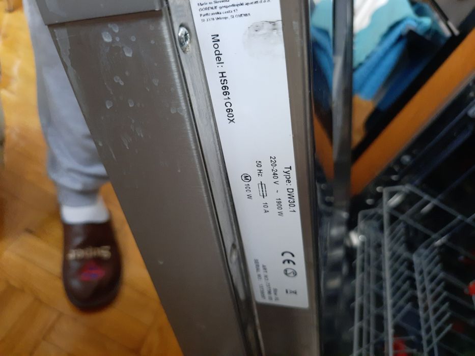 Uszkodzona zmywarka Hisense