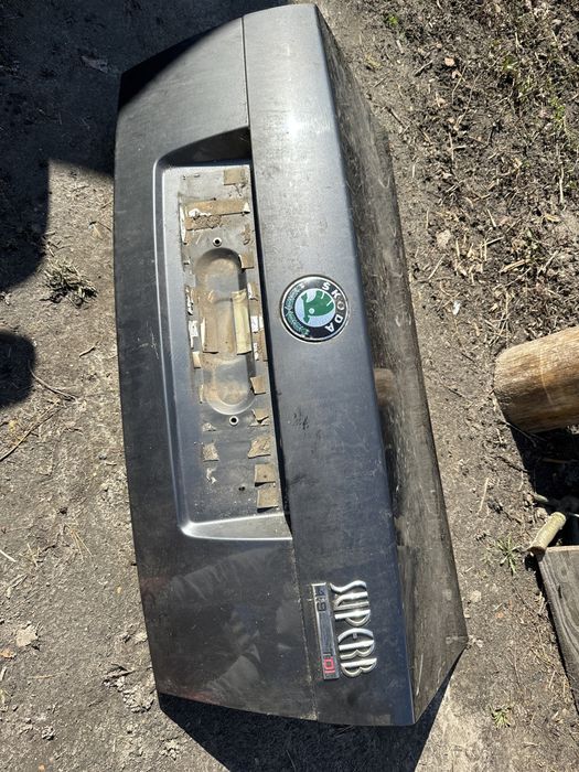 Ляда суперб 1. Шкода суперб 1