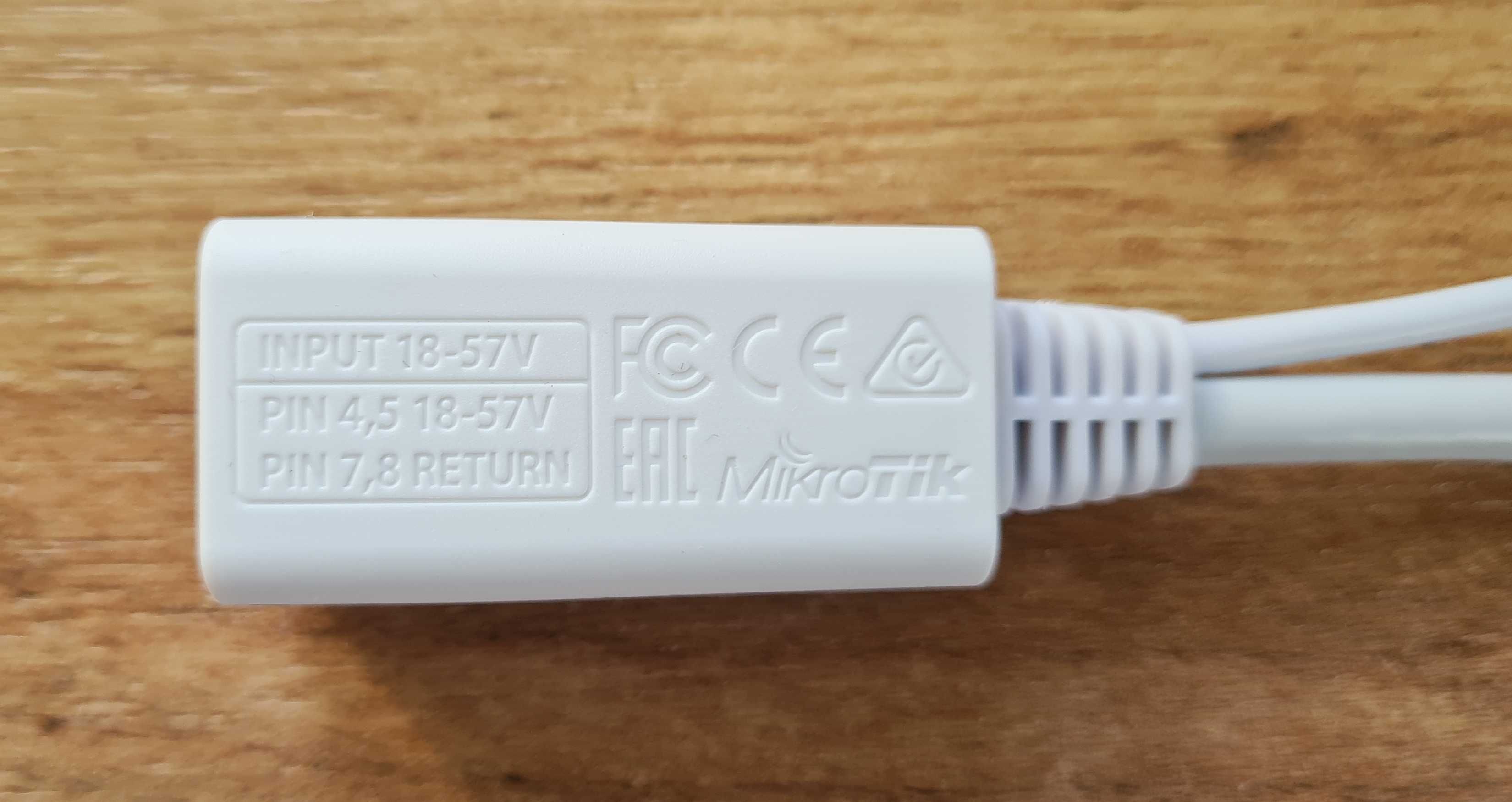 Інжектор живлення Mikrotik RBGPOE PoE LAN RJ45