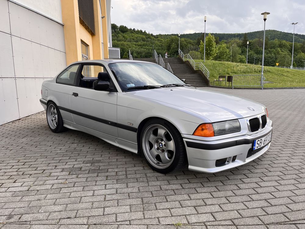 Sprzedam BMW E36 Coupé 2.8