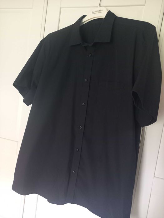 Czarna męska koszula z krótkim rękawem XL 43/44