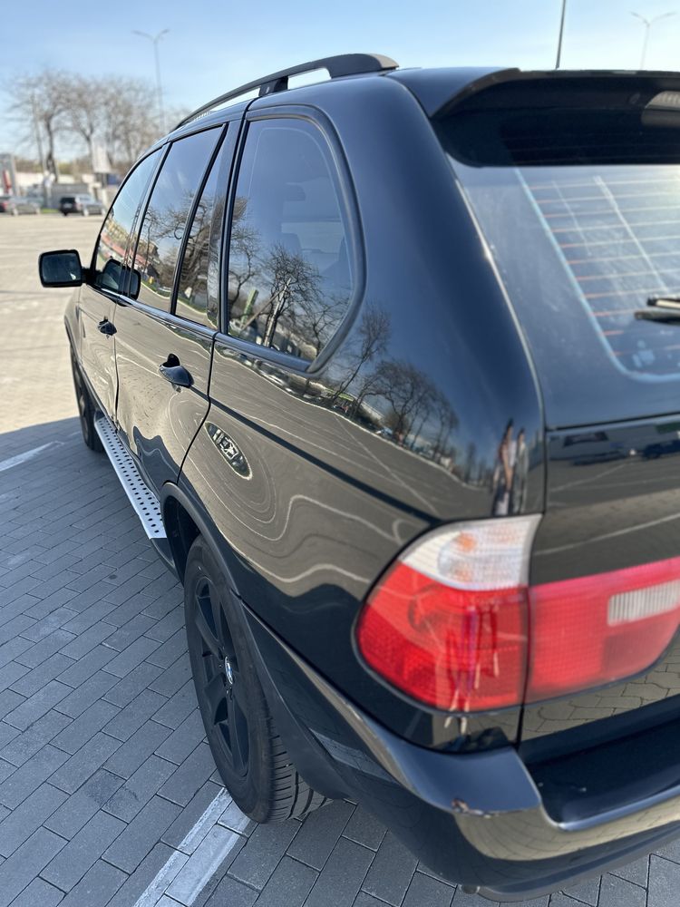 Чудове авто BMW X5