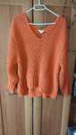 Sweterek z dekoltem w serek H&M M