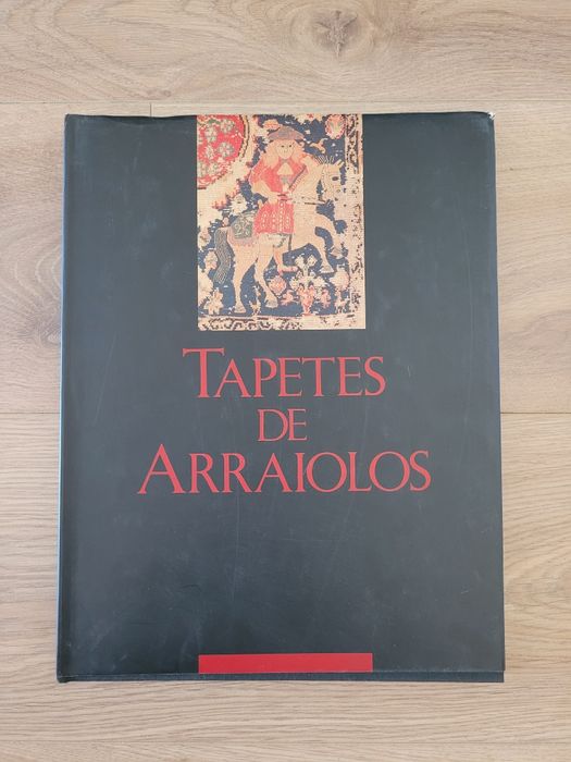 Livro Tapetes de Arraiolos Teresa Pacheco Pereira