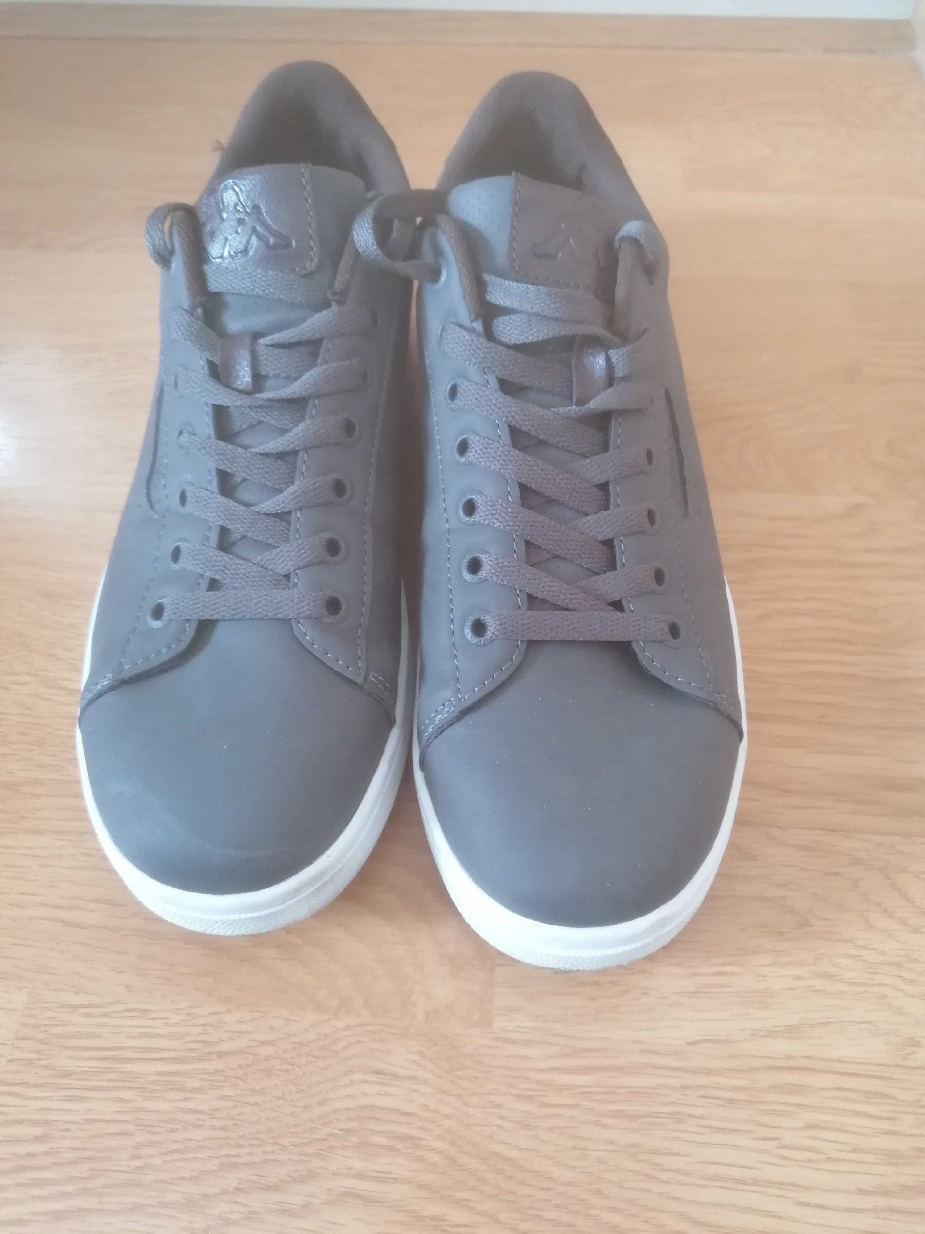 Sapatilhas Saucony e Kappa