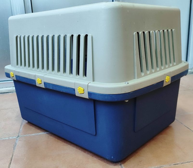 Caixa de Transporte para PET (kennel) aprovada pela IATA