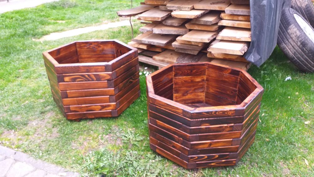 Donice drewniane, kwietniki