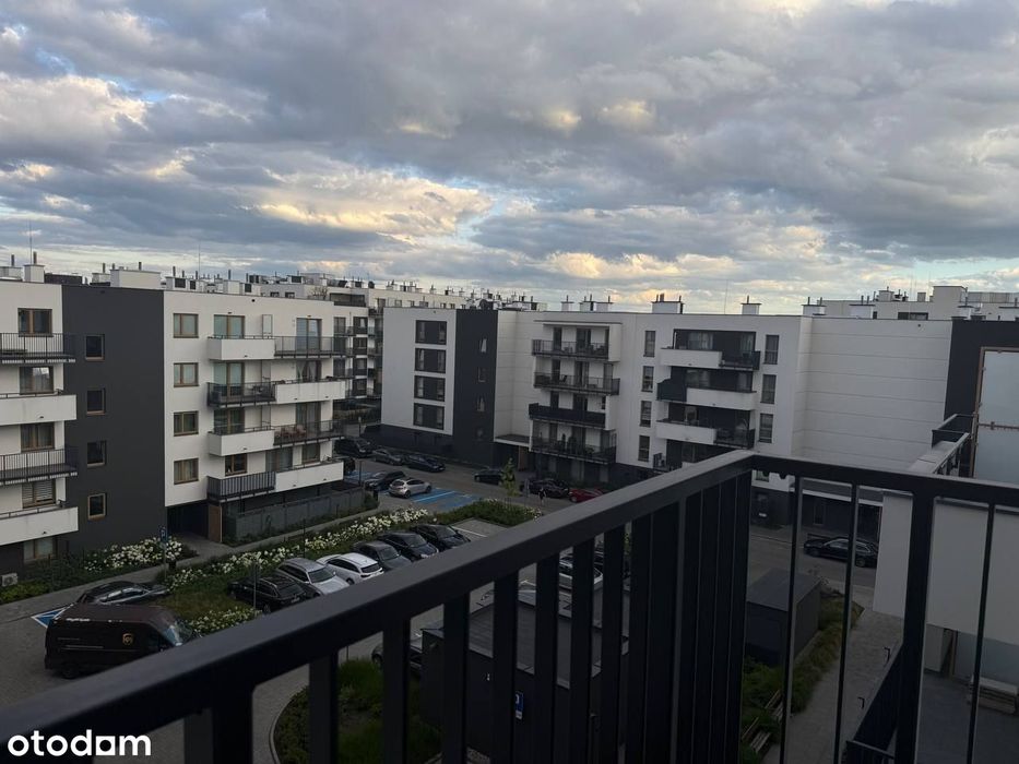 Na sprzedaż: 2-pokojowe mieszkanie z garażem w stanie deweloperskim