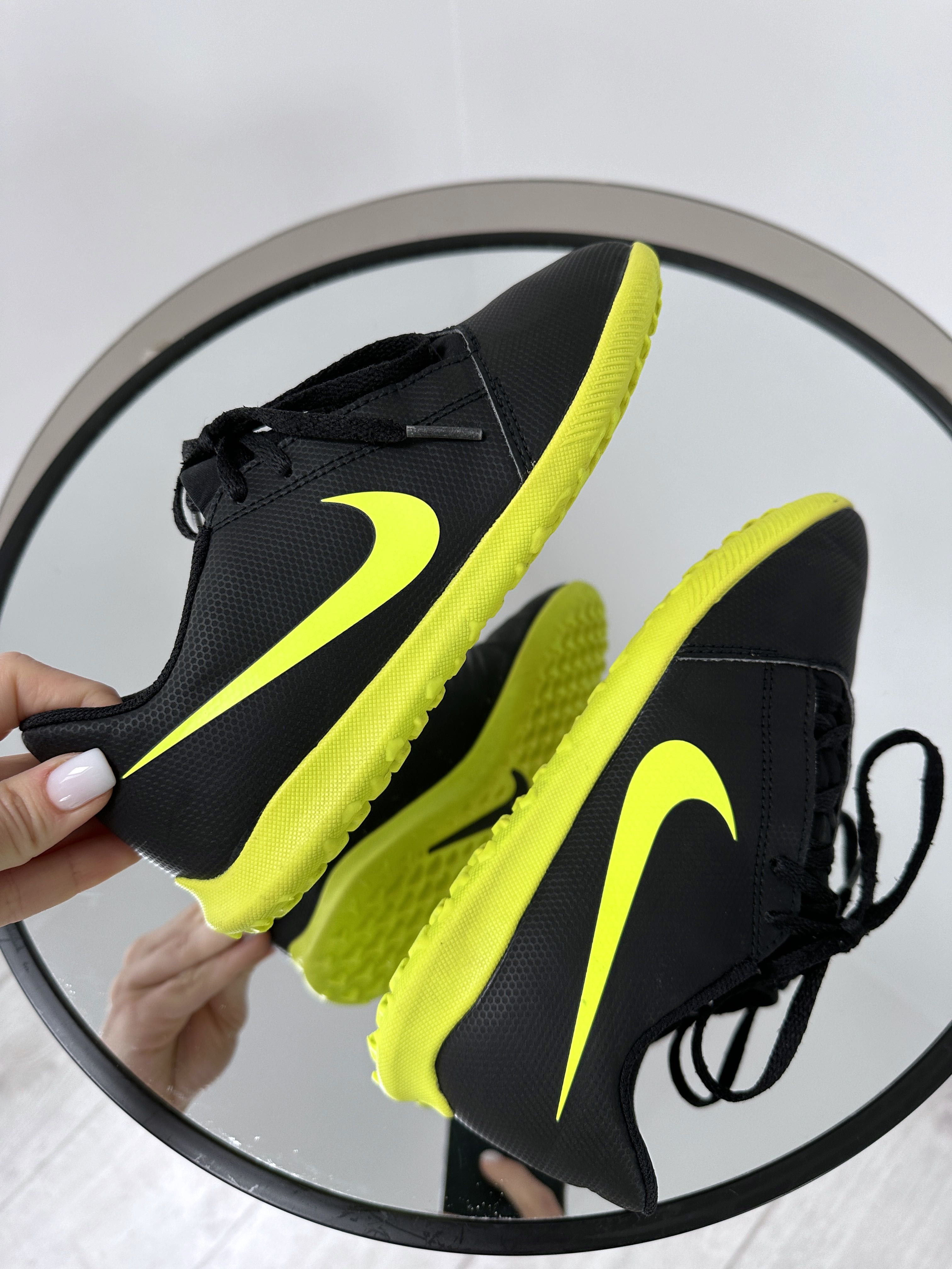 Качественные проверенные  сороконожки копочки бампы  Nike Phantom