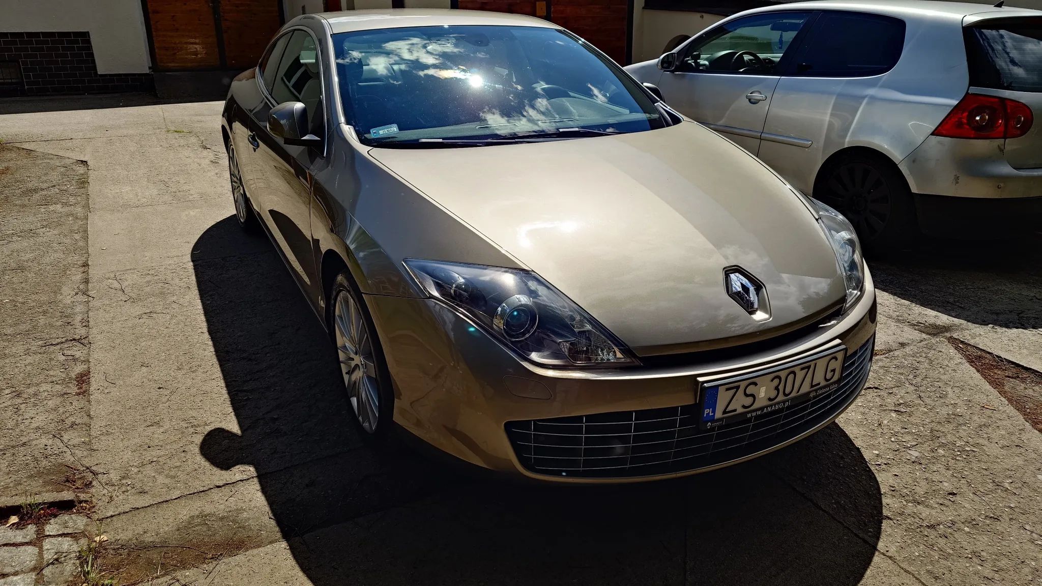 Renault Laguna Renault Laguna 3 Coupe - 2.0T GT 4Control