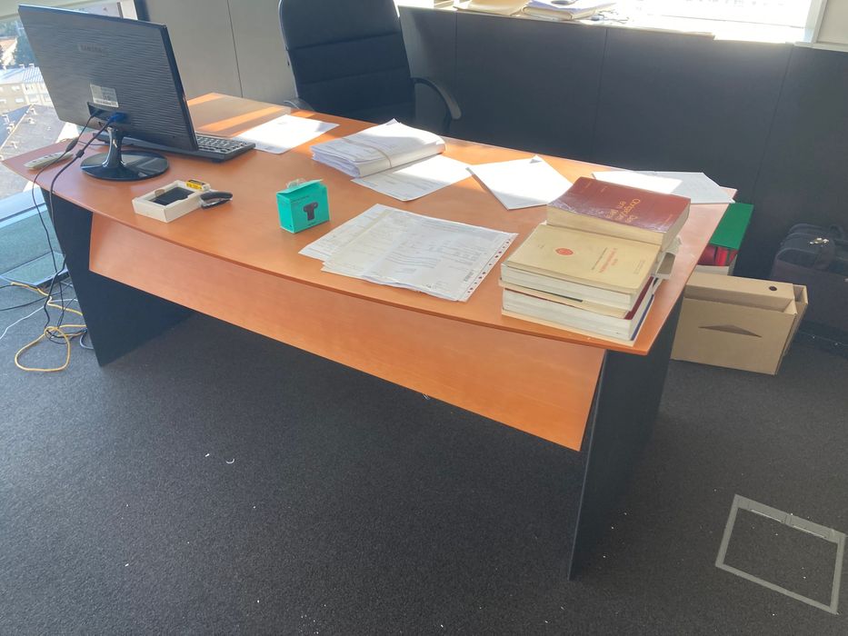 Secretária escritório