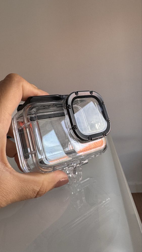 Gopro 10 + handler + caixa estanque + cartao memoria