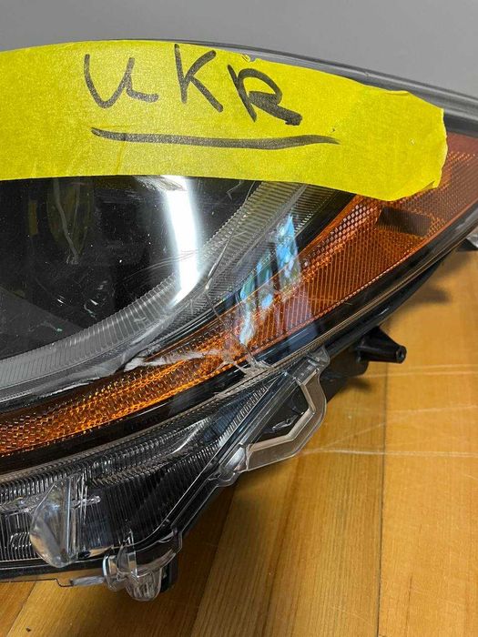 Фара Toyota Corolla 2020-2021 передня ліва