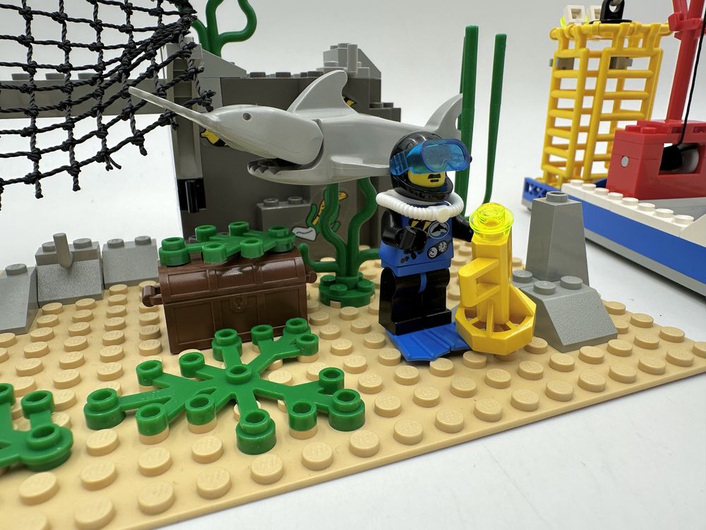 Lego 6558 Divers Shark Cage Cove BOX
