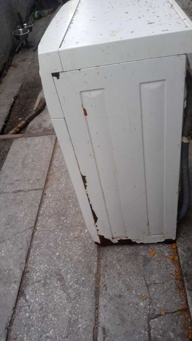 Продам стиралку 1000 грв.