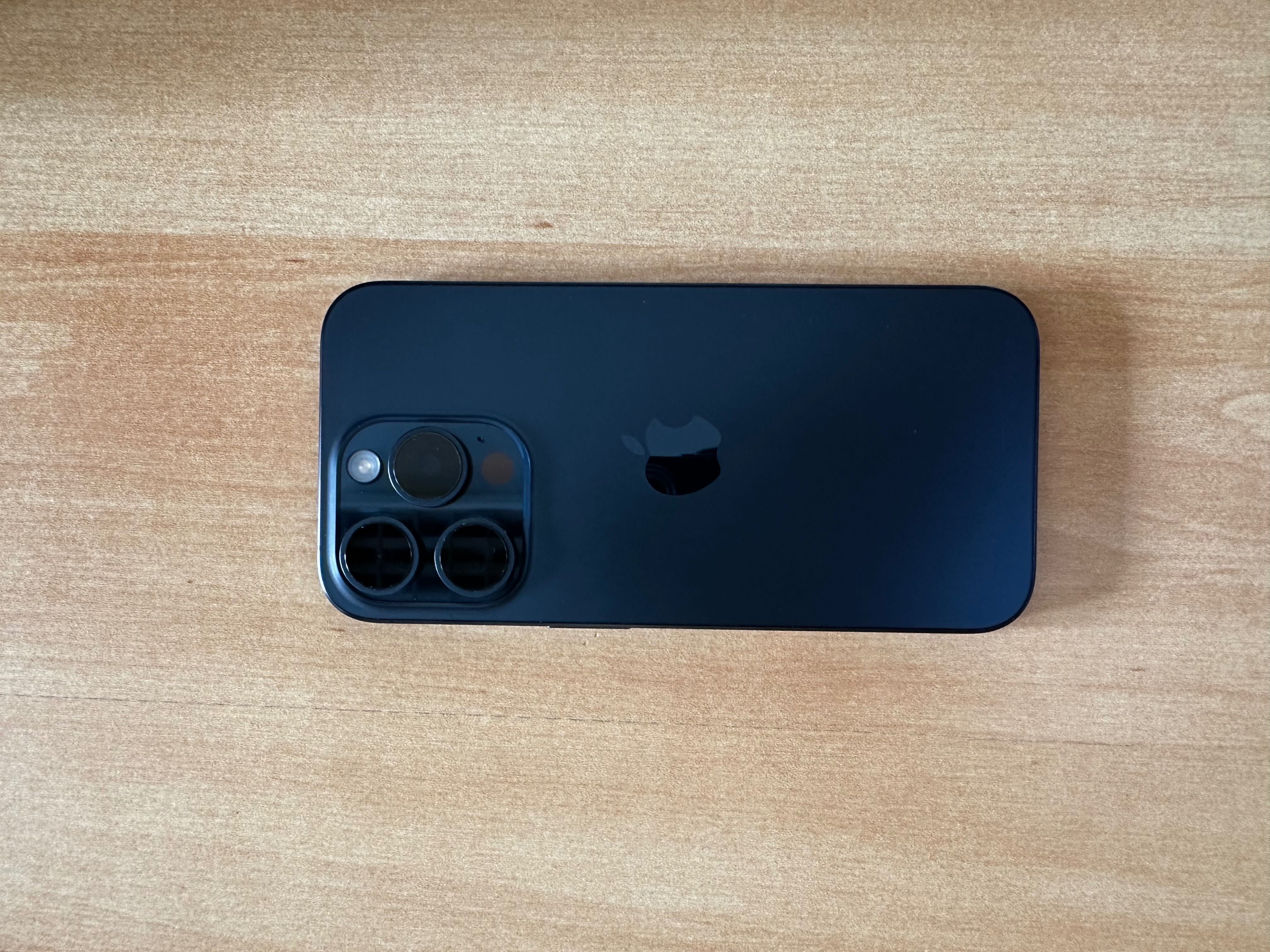 iPhone 15 pro 256gb
