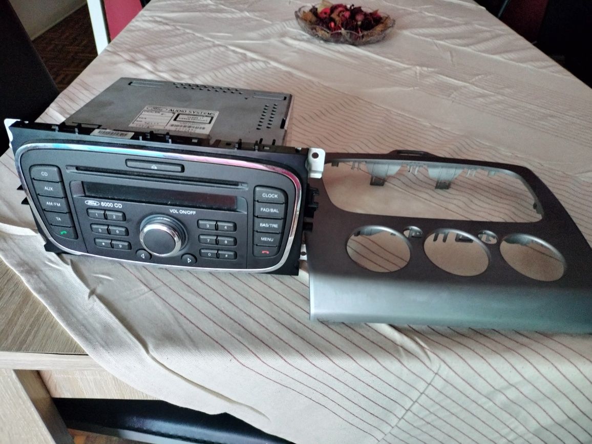 Vendo rádio de origem de Ford focus de 2011