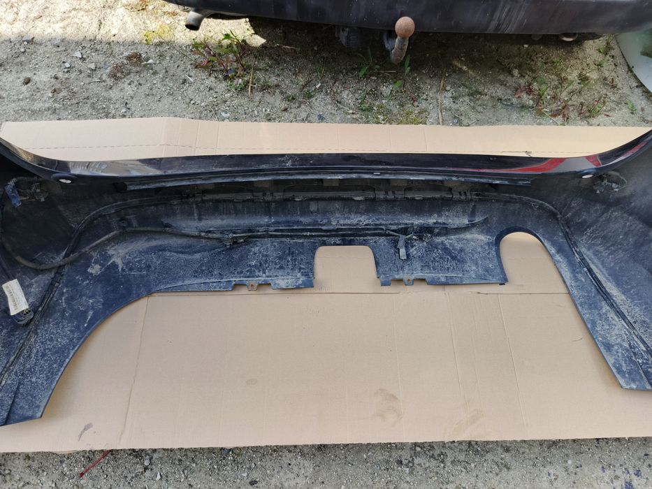 Volvo V60 10-13 zderzak tylny tył