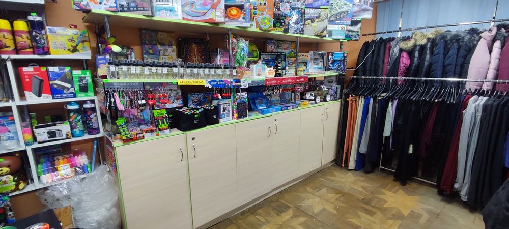 Торгова тумба, стійка, прилавок