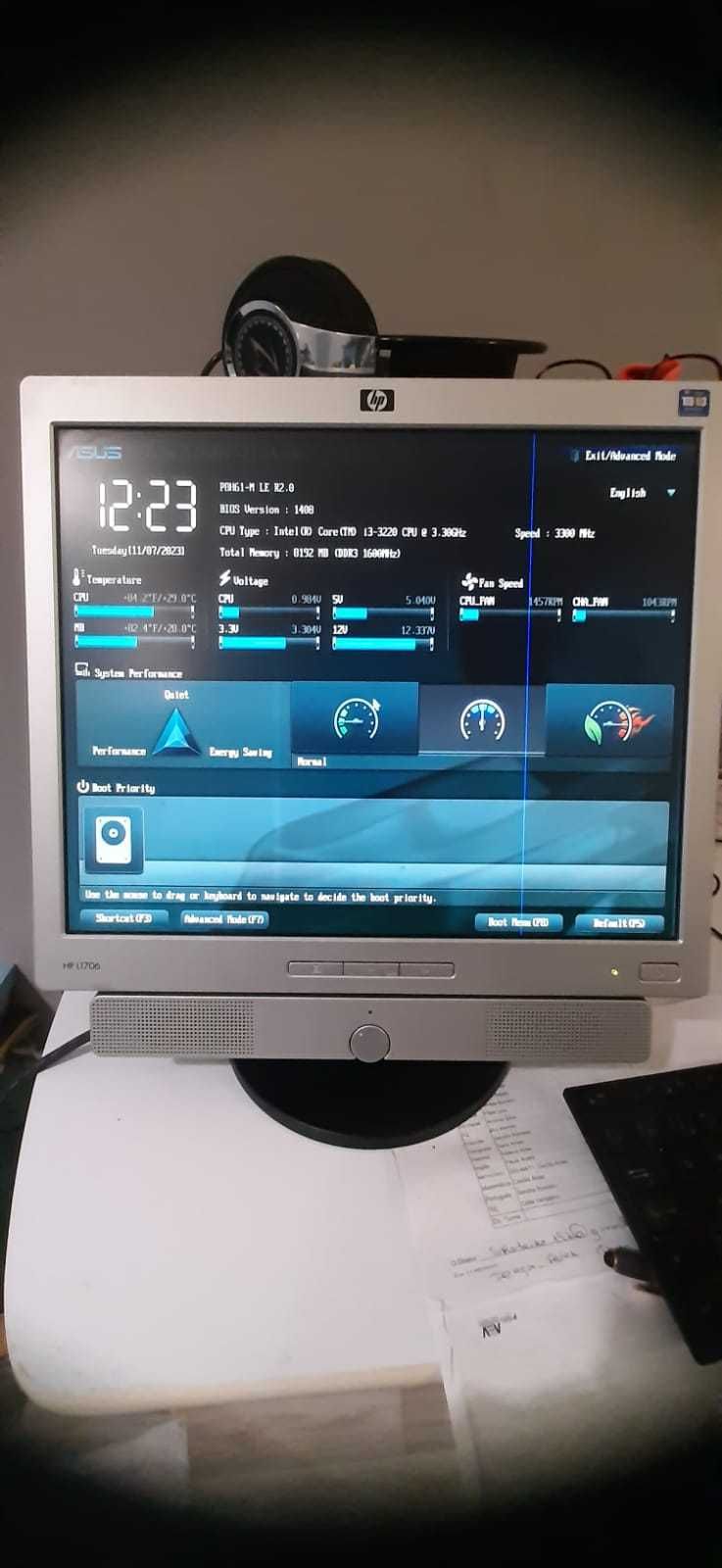 Monitores AGM - HP