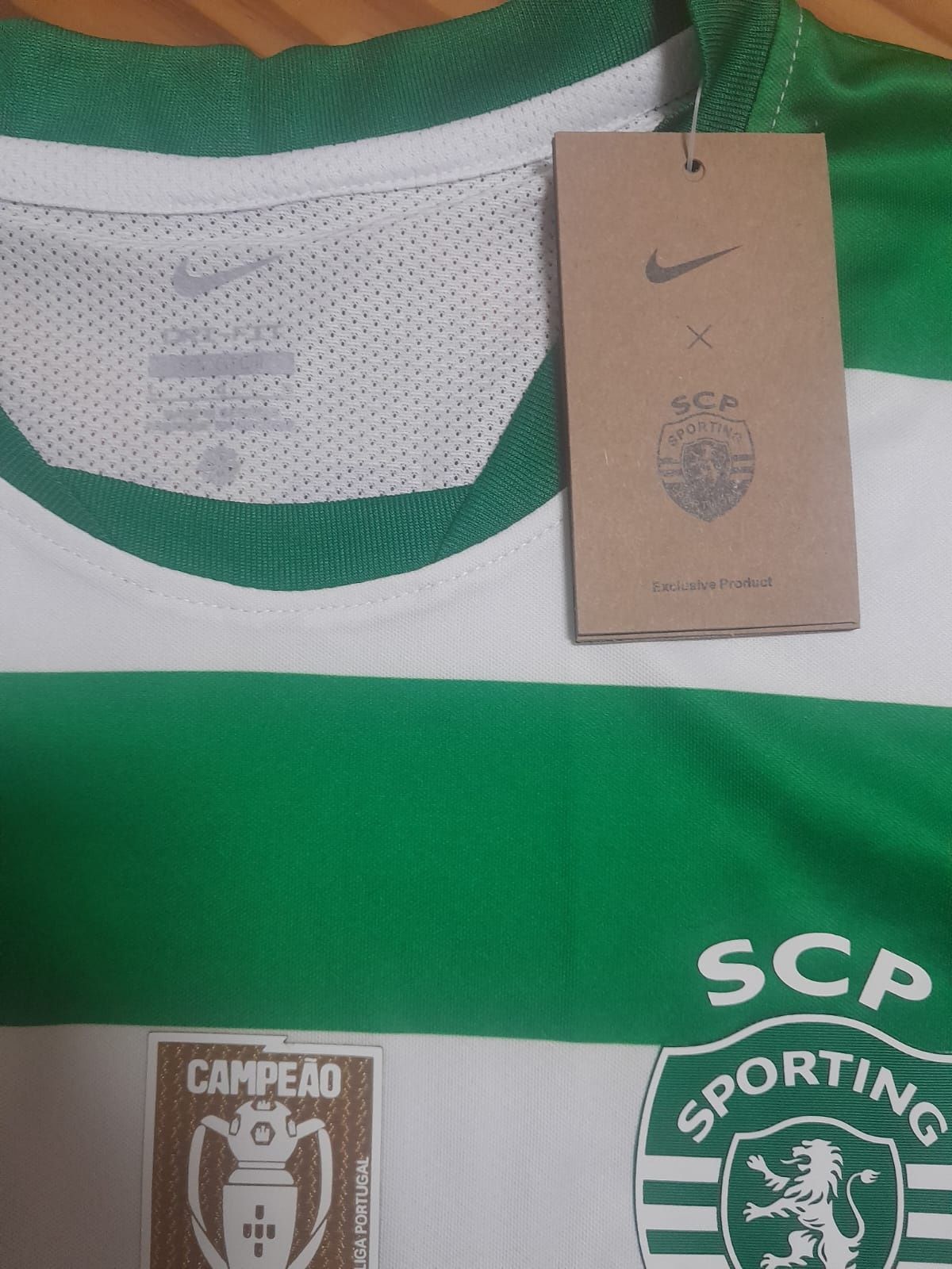 Camisa do Sporting 25/26 de alta qualidade ainda com etiqueta