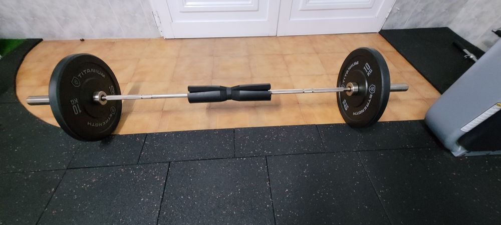 [NOVO] Barra Olímpica 2,20m / 20KG