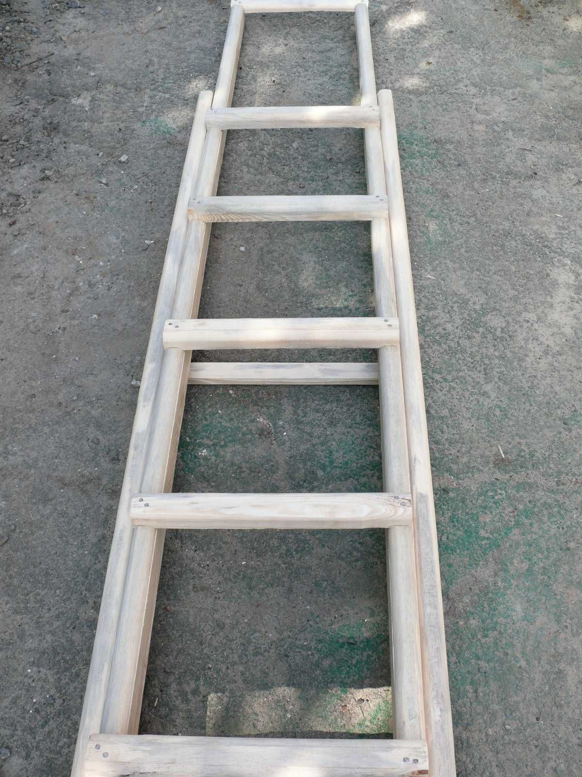 Лестница стремянка деревянная