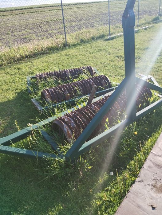 Kombajn zbożowy Bizon Z056